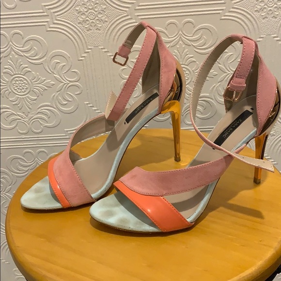 Zara Sandalia Tiras Tacon - Picture 1 of 5